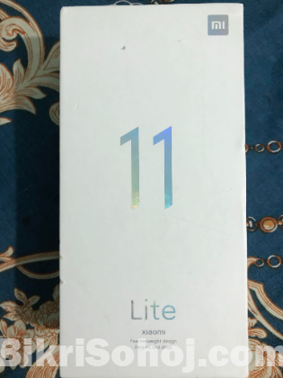 Mi11 lite